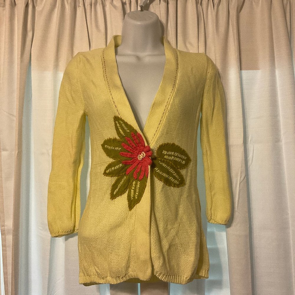 Field Flower Anthropologie Sweater S Light Yellow Pink Green Floral Appl…